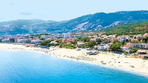 an aerial view of a beach with a group of people at Brezza Marina B&B in Montepaone Lido