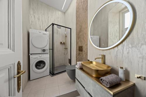 Villa Muenz Luxurious Residence