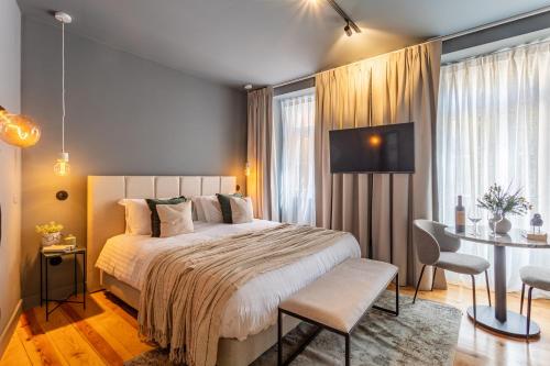 Gralhas Suites