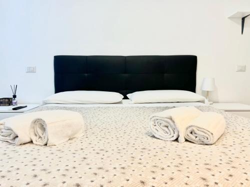 Un Letto Ideale EUR - UN LETTO IDEALE