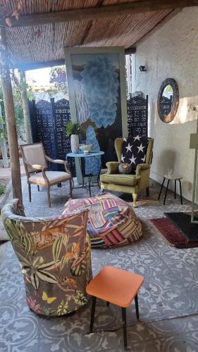 Posezení v ubytování Calitzdorp Self-Catering Guesthouse - Oudehuis