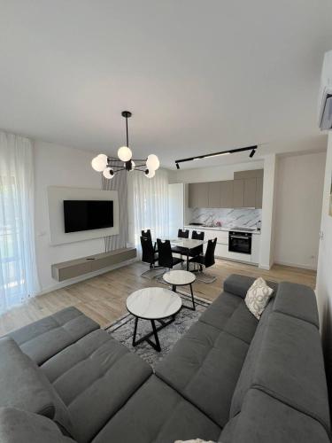 Μια τηλεόραση ή/και κέντρο ψυχαγωγίας στο Frekuenca Apartments