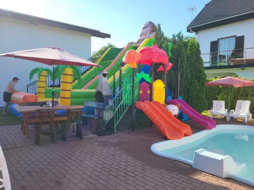 Bazén v ubytování Atlantic aqua resort nebo v jeho okolí