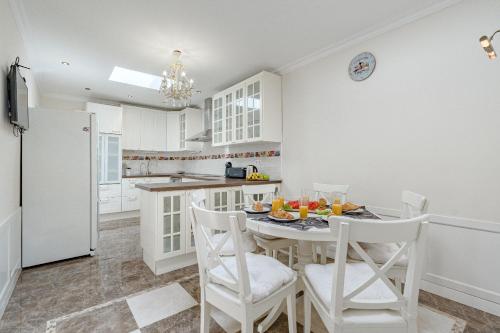 Villa con piscina en Madroñal Fañabe, Costa Adeje