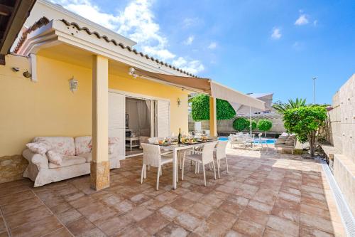 Villa con piscina en Madroñal Fañabe, Costa Adeje