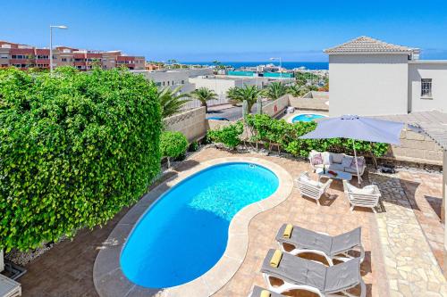 Villa con piscina en Madroñal Fañabe, Costa Adeje