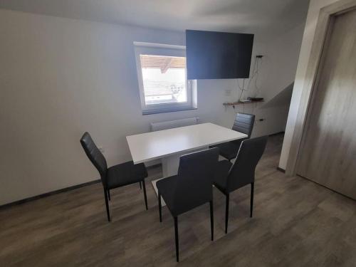 Jack apartments