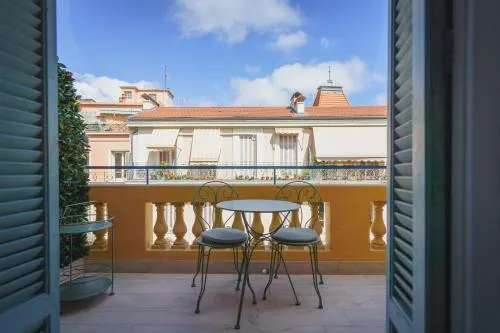 Hotel Gounod Fully Renovated photo 17