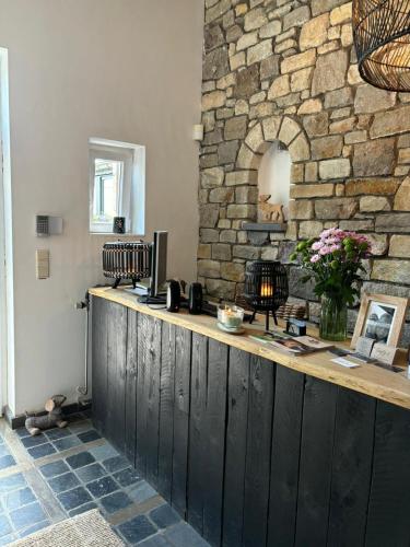 Le Clos Des Bansionsにあるキッチンまたは簡易キッチン