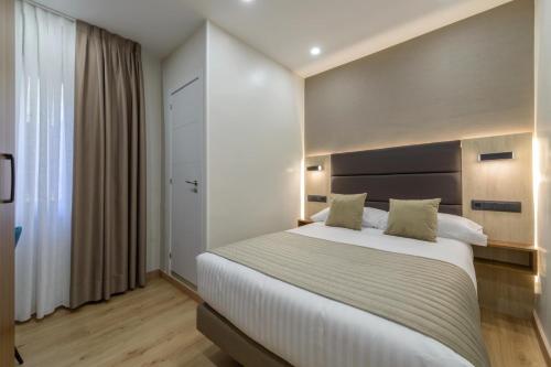 Hostal Sun Gate photo 30