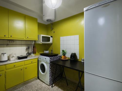 Pangrati Flat with Fiber WiFi, Near Kallimarmaro