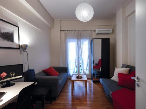 Pangrati Flat with Fiber WiFi, Near Kallimarmaro