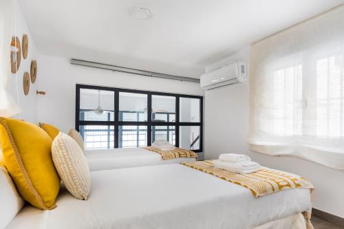 NEW Charming Duplex With Private Patio