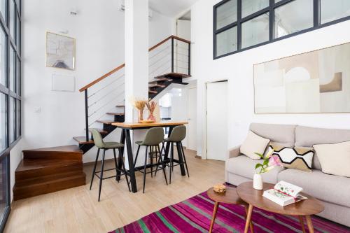 NEW Charming Duplex With Private Patio