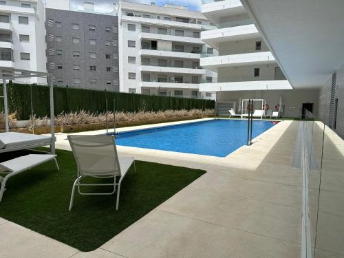 Mellow Mar by Ginkgo Marbella