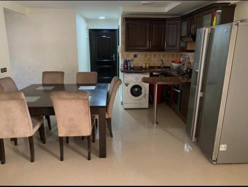 Photo de la galerie de l'établissement Appartement de luxe a resedence marina beach, à Mohammedia