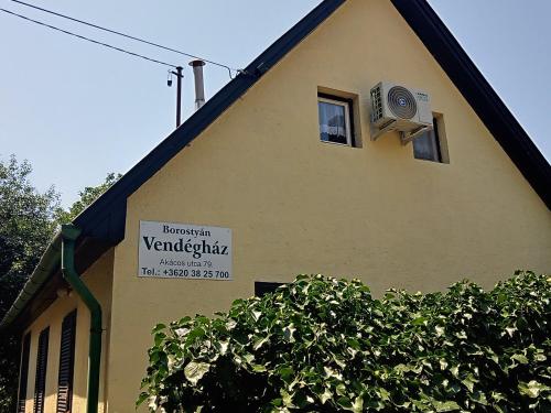 Edificio en el que se encuentra el apartamento