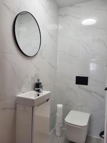 Piekny apartament centrum 2 sypialnie z basenem photo 13