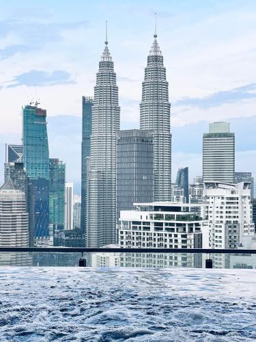 The Luxe Colony KLCC By AZHA