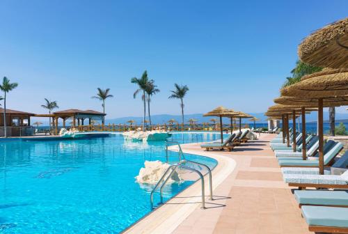 SEAFOS Luxury Resort & Spa - Limited Edition by Leonardo Hotels — Pool view