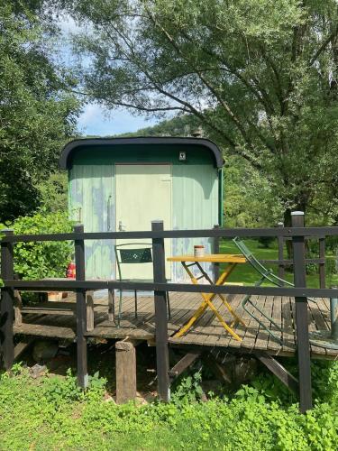 pipowagen Blagour midden in de natuur