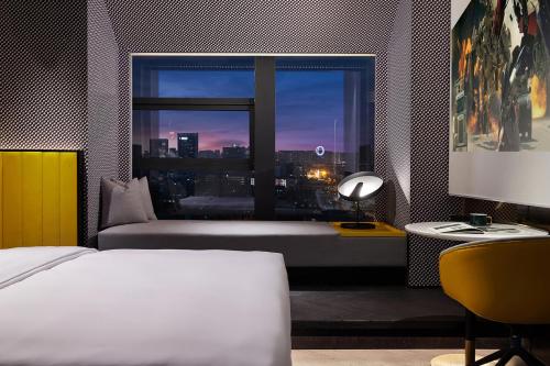 ISEYA Design Hotel Chengdu Taikoo Liにあるベッド