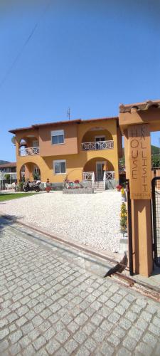 Gallery image of House Kallisti in Sikia