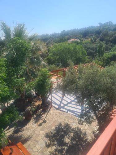 Gallery image of SPITIKARIOTIKO Pergola Home in Raches