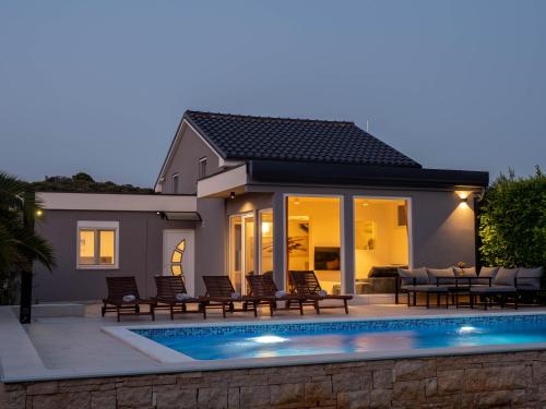 Villa Vinky