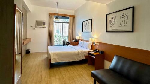 Postel nebo postele na pokoji v ubytování Big Hotel