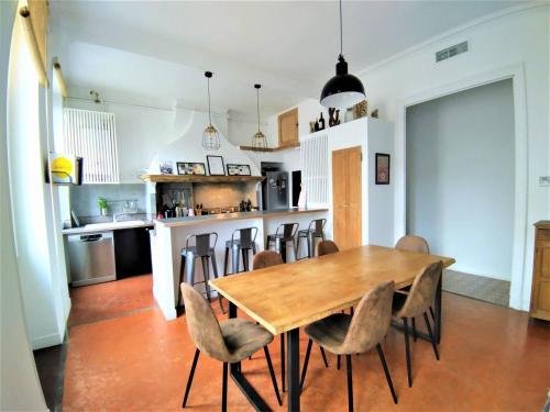 Lumineux appart 4 chambres, clim et tout équipé