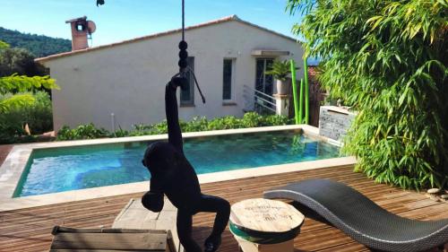 logement de charme avec piscine et jacuzzi