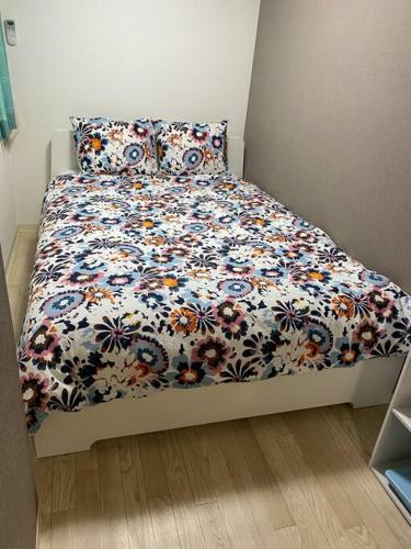 Super close to Dotonbori! Great location room#302