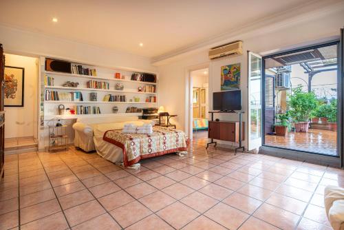 Big Terrace Grand House - New