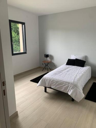 Photo de la galerie de l'établissement Villa Luxe Piscine Spa Vue, à Grenay