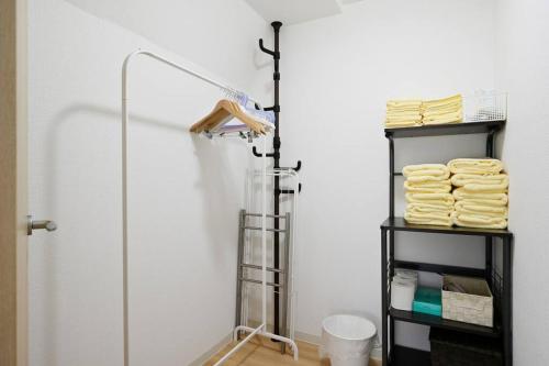 Super close to Dotonbori! Great location room#401