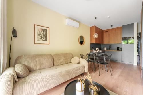 Kuchyň nebo kuchyňský kout v ubytování Apartament z Widokiem na Morze 120 by Perłowa Przystań Rent