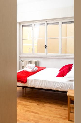 ArtStay - Apt Garibaldi Tower, near Metro Station M5, M2