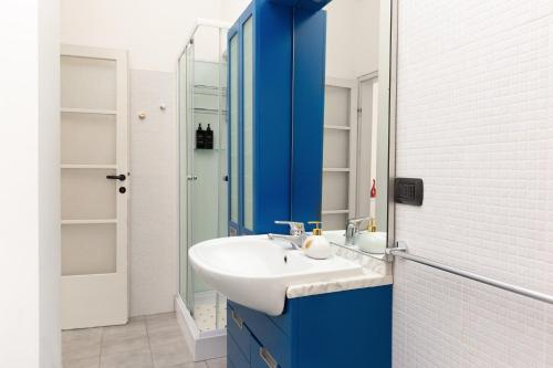 ArtStay - Apt Garibaldi Tower, near Metro Station M5, M2