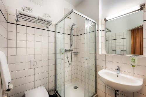 Koupelna v ubytování martas Hotel Berlin-Mitte