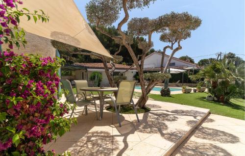 Fotografie z fotogalerie ubytování Beautiful Home In Marignane With Wifi v destinaci Marignane