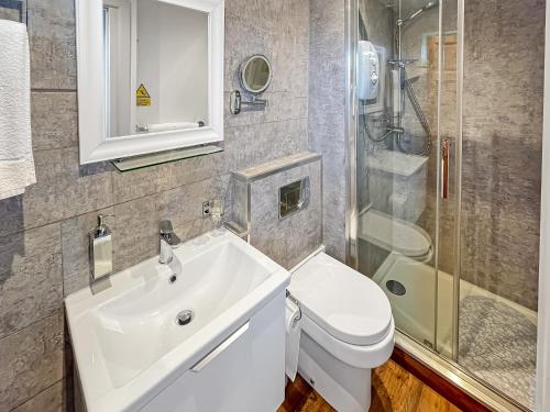 Koupelna v ubytování Harbour House Studio, Porlock Weir