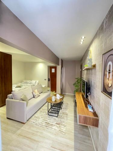 Luxury Studio House 1200-3