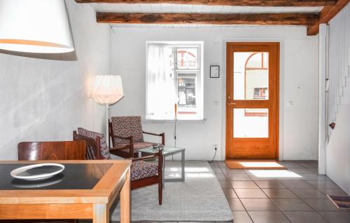 Posezení v ubytování Beautiful Apartment In Simrishamn