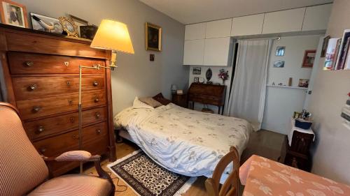 Photo de la galerie de l'établissement Élégant et paisible confort et détente assurés, à Le Chesnay