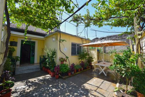 Fran's Traditional House