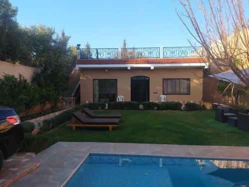Πισίνα στο ή κοντά στο Villa avec piscine privée à ghmate route d'ourika