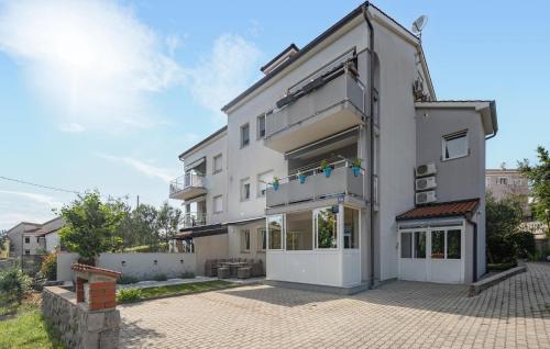 Apartment Magic Moments