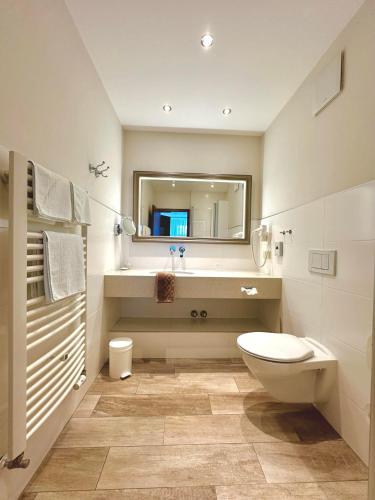 Un baño de Hotel Unstruttal