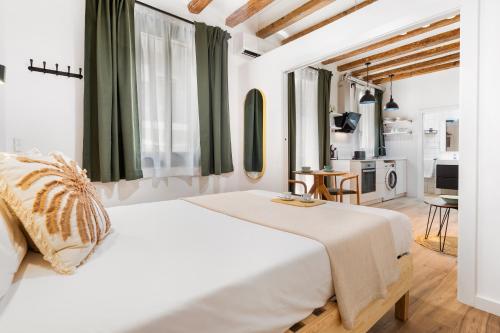 Lodging Apartments Almirall Beach 21